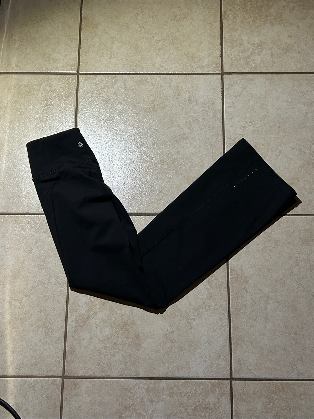 Athleta Pacesetter 7/8 Leggings Black Size XS Reflective Dot Pockets